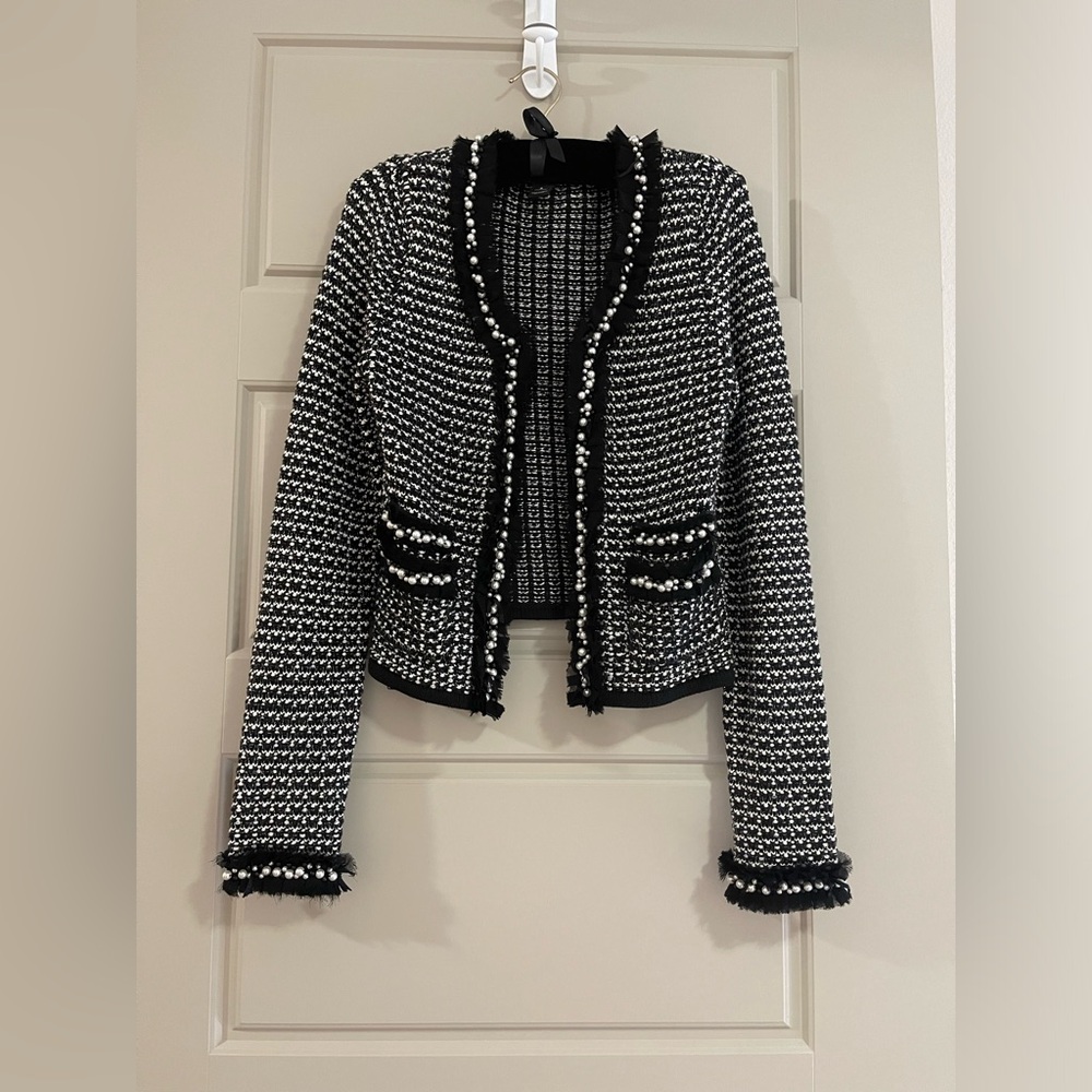 B&W Tweed blazer with Pearl detailing
